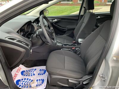 2016 Ford Focus SE - Photo 17 - Pataskala, OH 43062