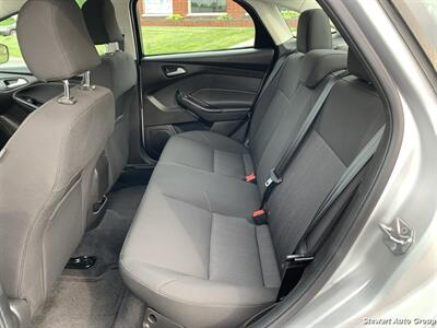 2016 Ford Focus SE - Photo 20 - Pataskala, OH 43062