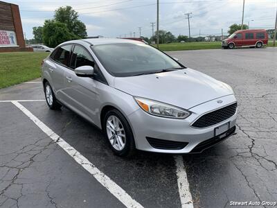 2016 Ford Focus SE - Photo 3 - Pataskala, OH 43062