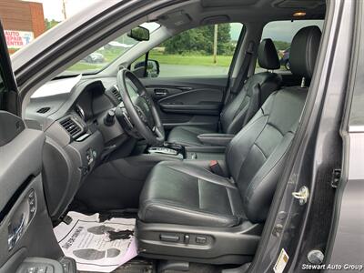 2017 Honda Pilot Elite AWD - Photo 7 - Pataskala, OH 43062