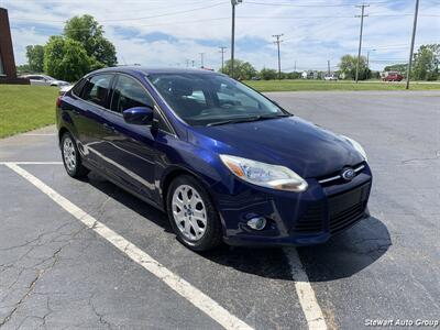 2012 Ford Focus SE - Photo 3 - Pataskala, OH 43062