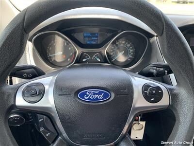 2012 Ford Focus SE - Photo 25 - Pataskala, OH 43062