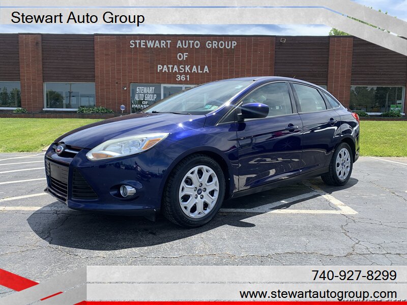 2012 Ford Focus Sedan SE's photo