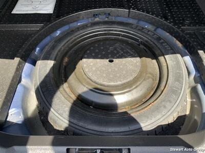 2012 Ford Focus SE - Photo 24 - Pataskala, OH 43062