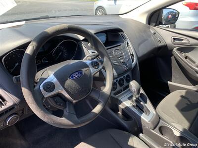 2012 Ford Focus SE   - Photo 5 - Pataskala, OH 43062