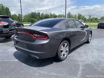 2016 Dodge Charger SE AWD - Photo 4 - Pataskala, OH 43062