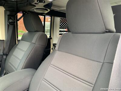 2012 Jeep Wrangler Unlimited Sahara 4x4 - Photo 26 - Pataskala, OH 43062