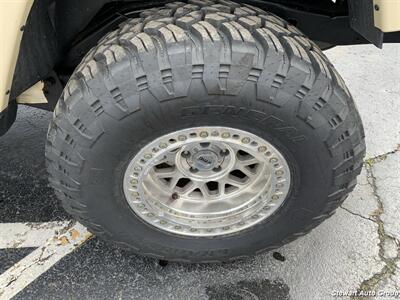 2012 Jeep Wrangler Unlimited Sahara 4x4 - Photo 15 - Pataskala, OH 43062