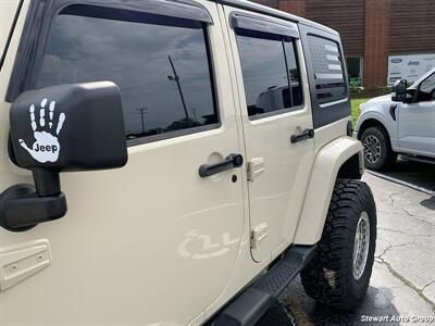 2012 Jeep Wrangler Unlimited Sahara 4x4 - Photo 6 - Pataskala, OH 43062