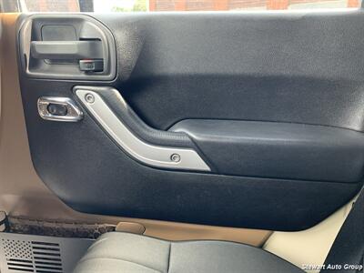 2012 Jeep Wrangler Unlimited Sahara 4x4 - Photo 44 - Pataskala, OH 43062