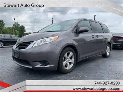 2014 Toyota Sienna LE 8-Passenger Minivan