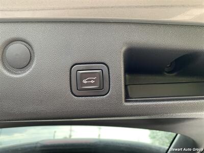 2019 Chevrolet Equinox LT   - Photo 21 - Pataskala, OH 43062