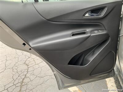 2019 Chevrolet Equinox LT   - Photo 17 - Pataskala, OH 43062