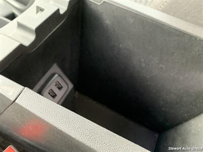 2019 Chevrolet Equinox LT   - Photo 34 - Pataskala, OH 43062