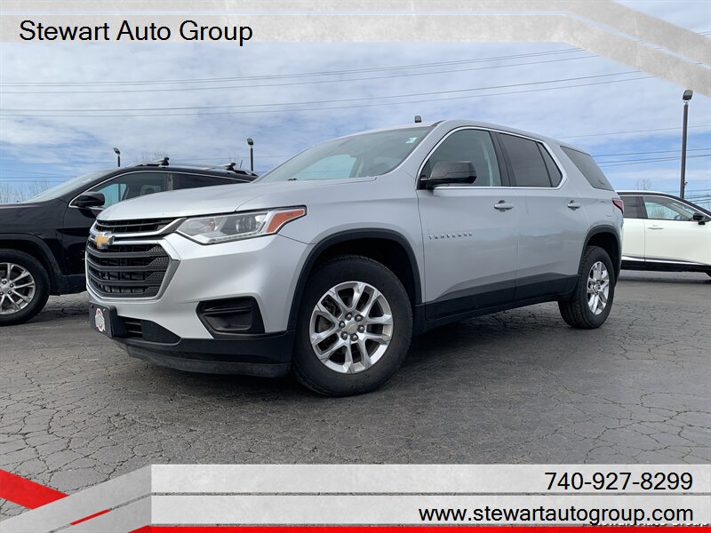 2019 Chevrolet Traverse LS   - Photo 1 - Pataskala, OH 43062