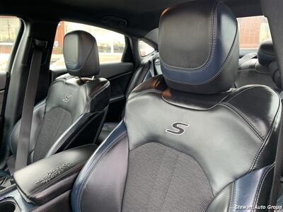 2015 Chrysler 200 S   - Photo 18 - Pataskala, OH 43062