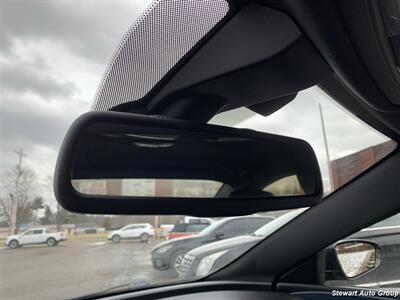 2015 Chrysler 200 S   - Photo 25 - Pataskala, OH 43062