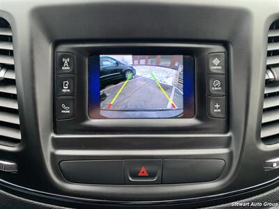 2015 Chrysler 200 S   - Photo 30 - Pataskala, OH 43062