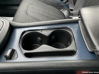 2015 Chrysler 200 S   - Photo 33 - Pataskala, OH 43062