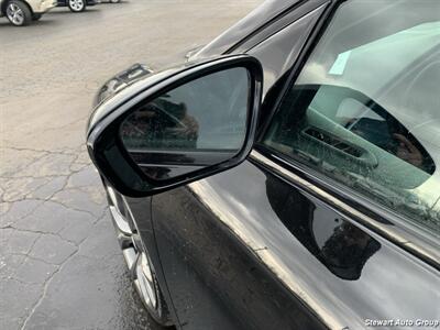 2015 Chrysler 200 S   - Photo 7 - Pataskala, OH 43062