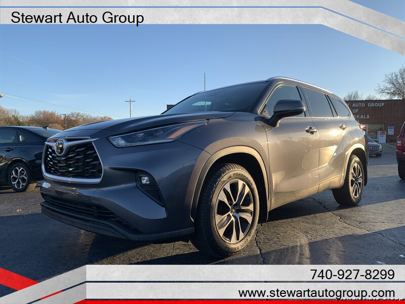 2021 Toyota Highlander XLE  