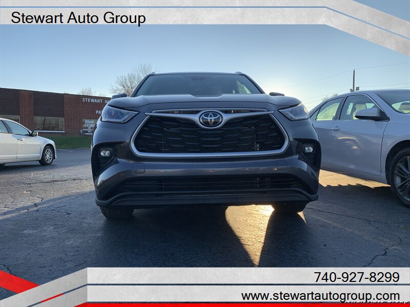 2021 Toyota Highlander XLE  