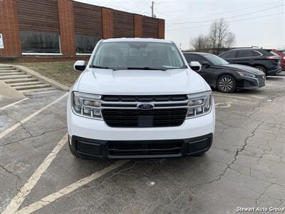2022 Ford Maverick Lariat AWD   - Photo 2 - Pataskala, OH 43062