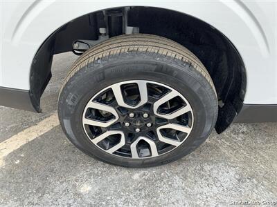 2022 Ford Maverick Lariat AWD   - Photo 10 - Pataskala, OH 43062