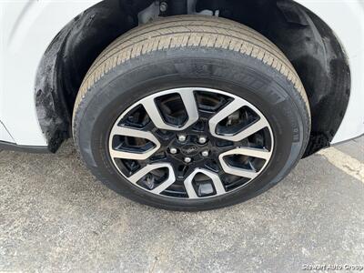 2022 Ford Maverick Lariat AWD   - Photo 9 - Pataskala, OH 43062