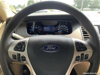 2016 Ford Taurus SE - Photo 27 - Pataskala, OH 43062