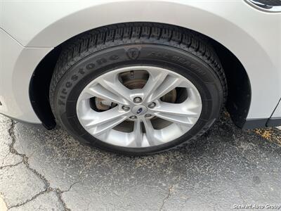 2016 Ford Taurus SE - Photo 16 - Pataskala, OH 43062