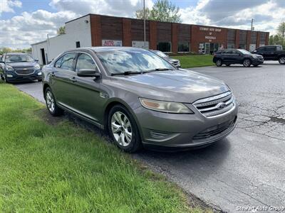 2011 Ford Taurus SEL   - Photo 3 - Pataskala, OH 43062