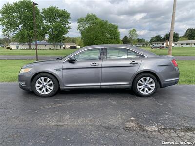 2011 Ford Taurus SEL   - Photo 4 - Pataskala, OH 43062