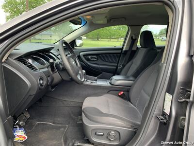 2011 Ford Taurus SEL   - Photo 11 - Pataskala, OH 43062