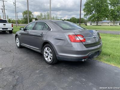 2011 Ford Taurus SEL   - Photo 8 - Pataskala, OH 43062