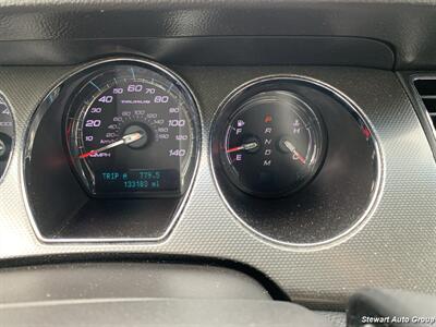 2011 Ford Taurus SEL   - Photo 14 - Pataskala, OH 43062