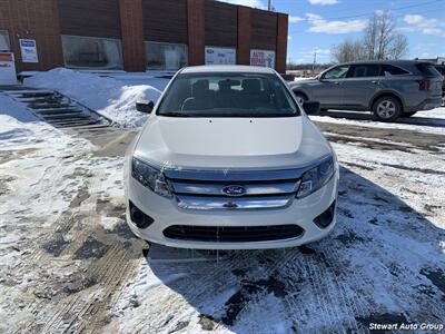 2012 Ford Fusion S   - Photo 2 - Pataskala, OH 43062