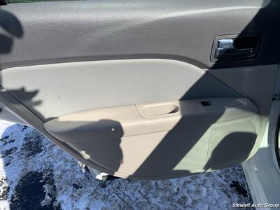 2012 Ford Fusion S   - Photo 19 - Pataskala, OH 43062