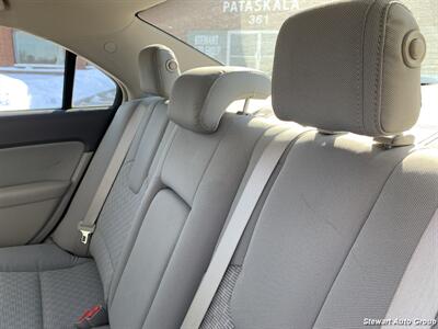 2012 Ford Fusion S   - Photo 21 - Pataskala, OH 43062