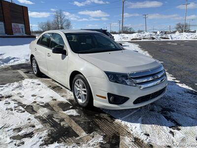 2012 Ford Fusion S   - Photo 3 - Pataskala, OH 43062