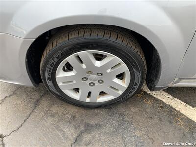 2014 Dodge Avenger SE   - Photo 15 - Pataskala, OH 43062