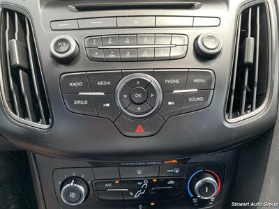 2017 Ford Focus SE - Photo 31 - Pataskala, OH 43062