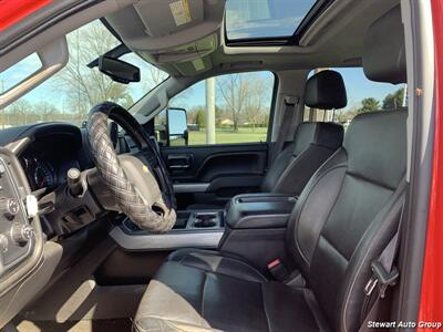 2015 Chevrolet Silverado 2500HD LTZ 4x4   - Photo 6 - Pataskala, OH 43062