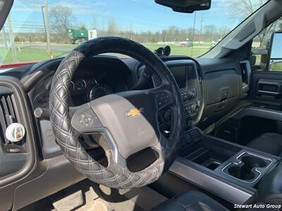 2015 Chevrolet Silverado 2500HD LTZ 4x4   - Photo 7 - Pataskala, OH 43062
