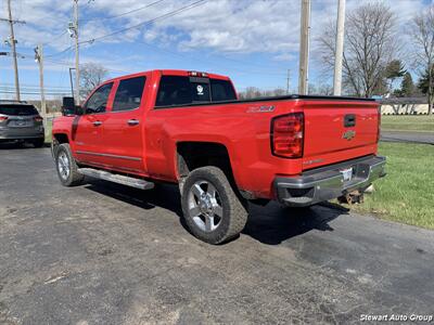 2015 Chevrolet Silverado 2500HD LTZ 4x4   - Photo 3 - Pataskala, OH 43062