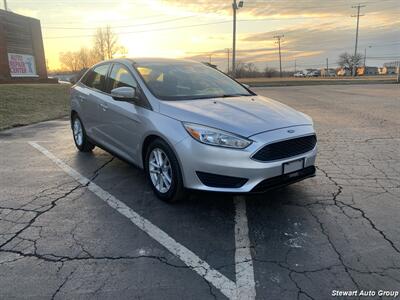 2016 Ford Focus SE   - Photo 3 - Pataskala, OH 43062