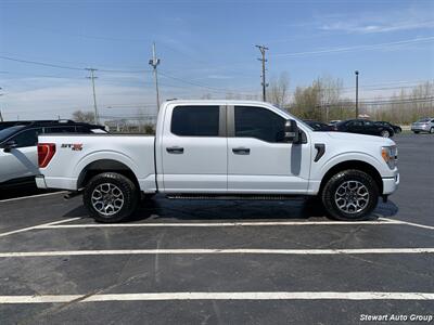 2021 Ford F-150 XL STX SuperCrew 4x4 - Photo 8 - Pataskala, OH 43062