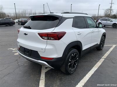 2021 Chevrolet Trailblazer LT   - Photo 11 - Pataskala, OH 43062