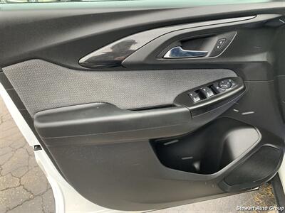 2021 Chevrolet Trailblazer LT   - Photo 17 - Pataskala, OH 43062