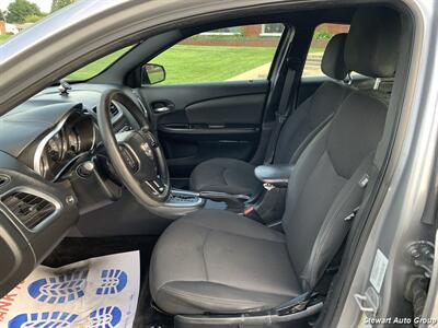 2013 Dodge Avenger SE - Photo 16 - Pataskala, OH 43062
